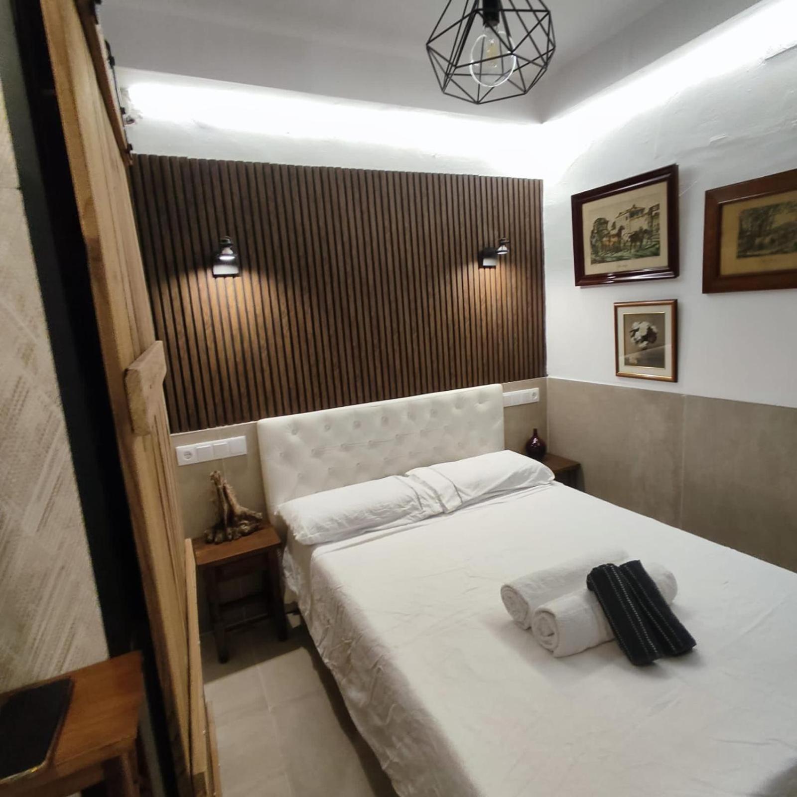 Private Rooms Barcelona Exterior foto