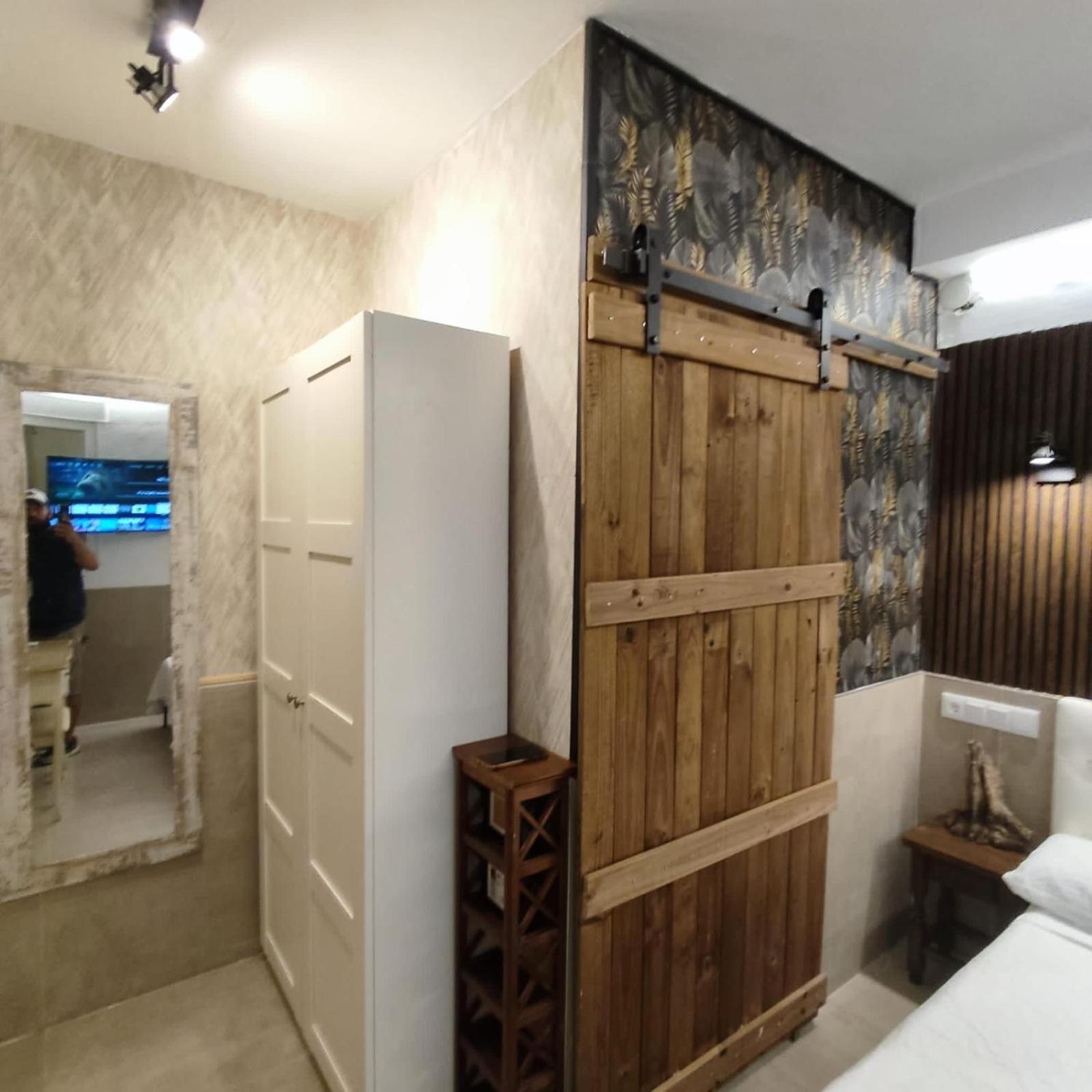 Private Rooms Barcelona Exterior foto