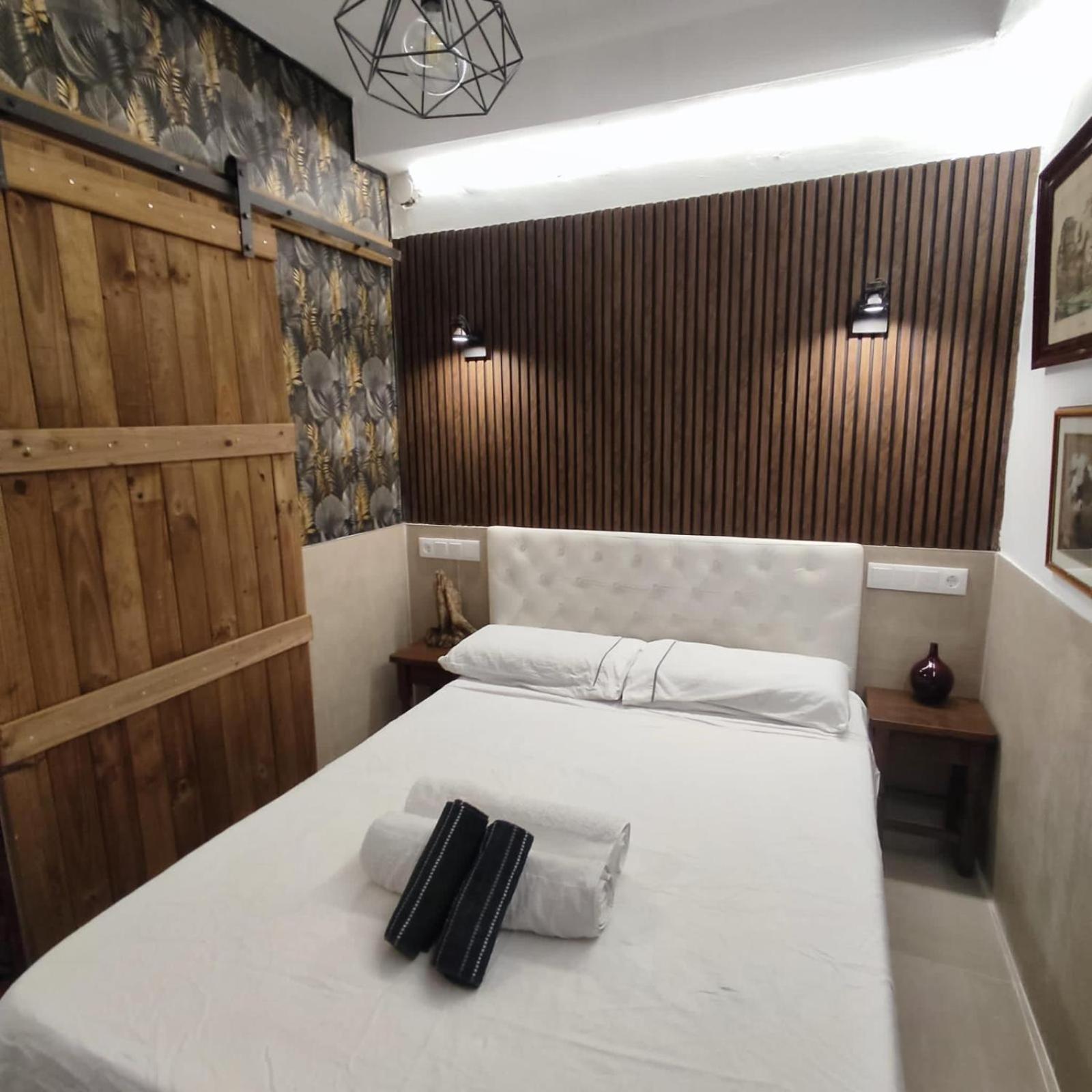 Private Rooms Barcelona Exterior foto